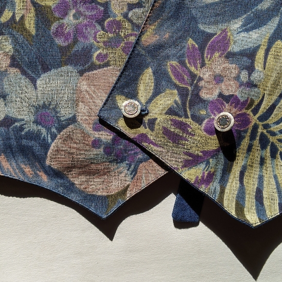 Denim Floral Vest - Picture 2 of 3